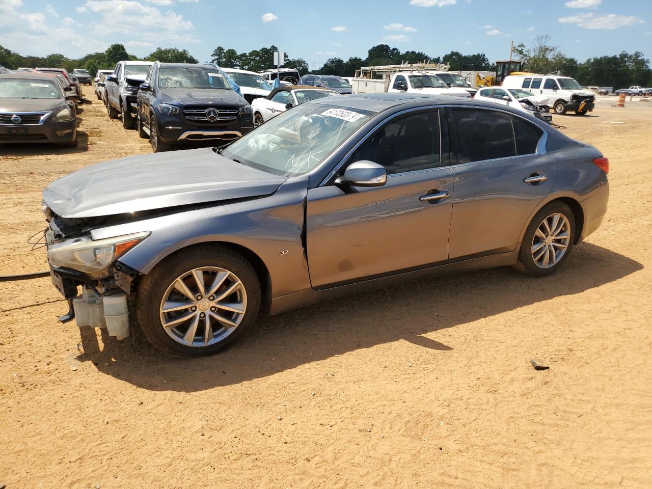 Infiniti Q50 2014