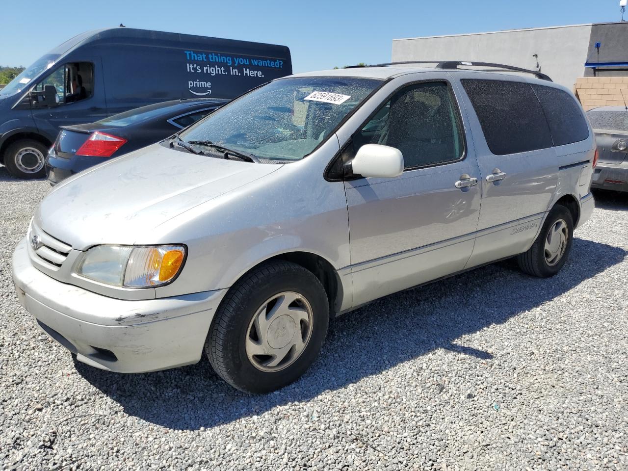 Toyota Sienna 2002