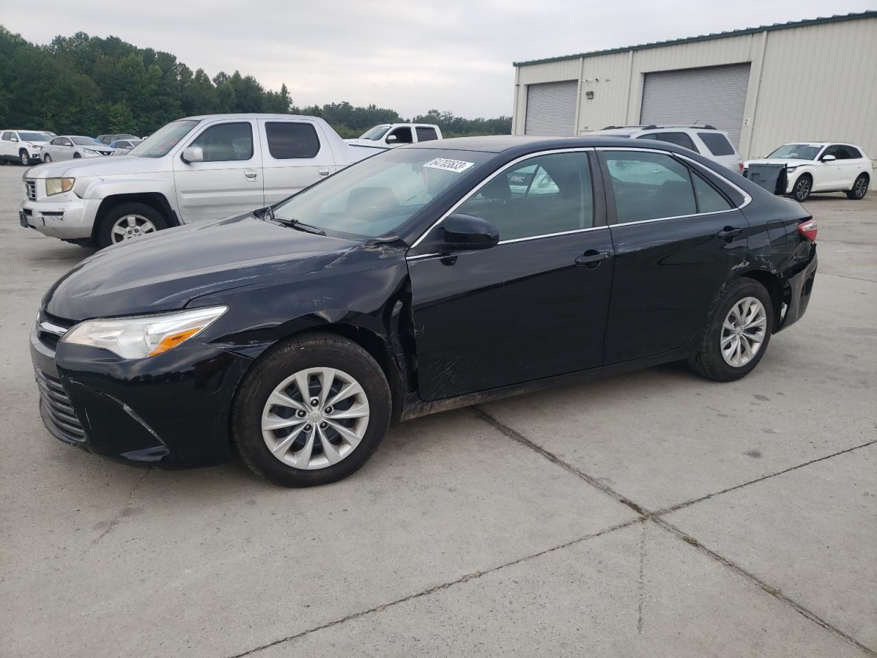 Toyota Camry 2015