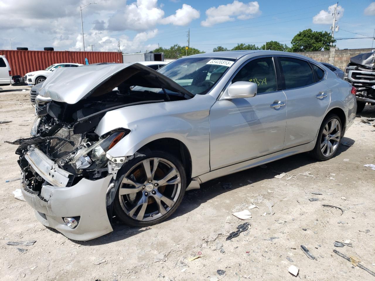 Infiniti M37 2013