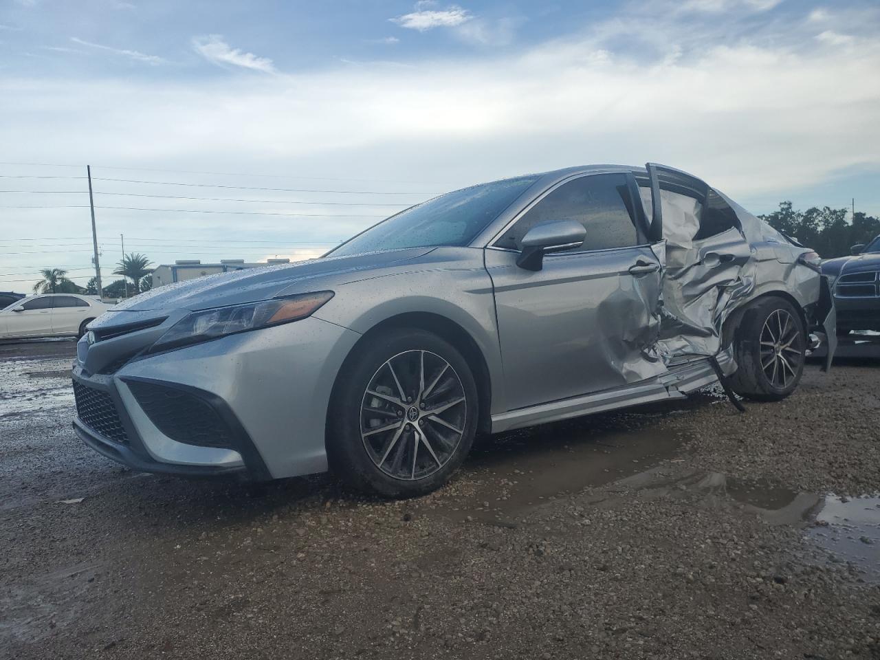 Toyota Camry 2022