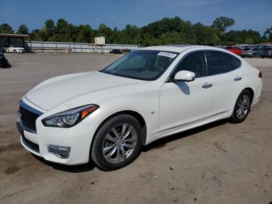 Infiniti Q70 2015