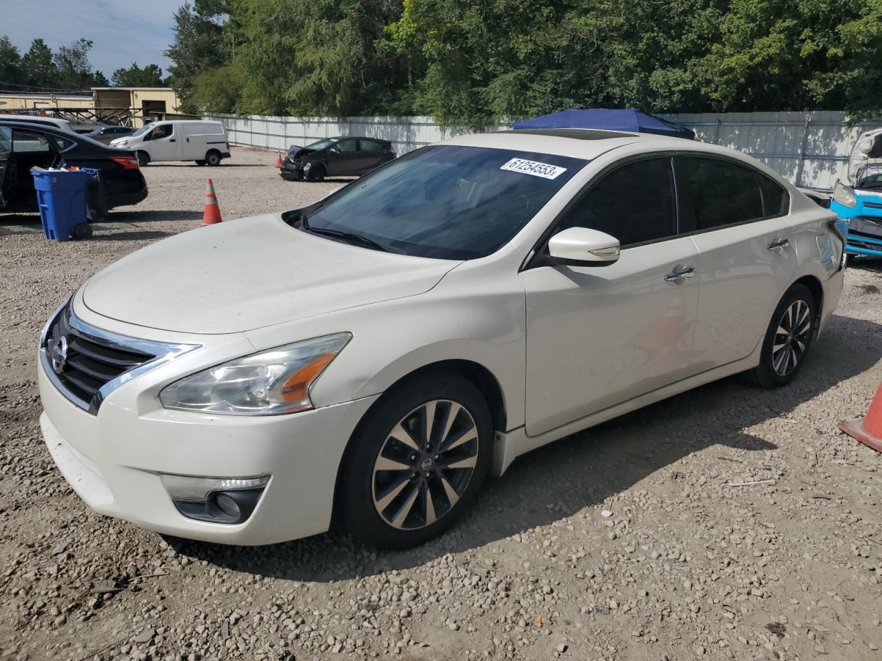 Nissan Altima 2015