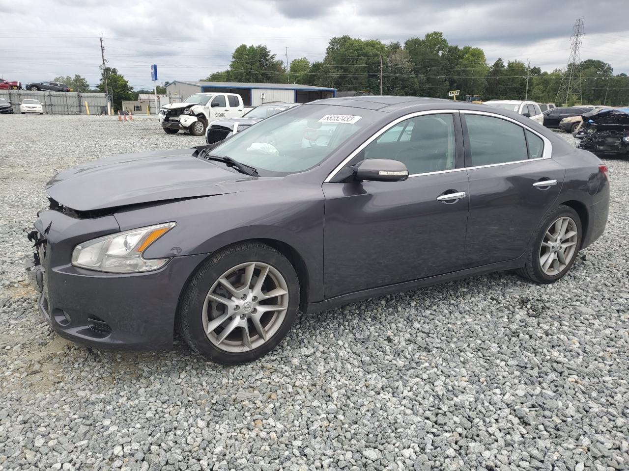 Nissan Maxima 2011