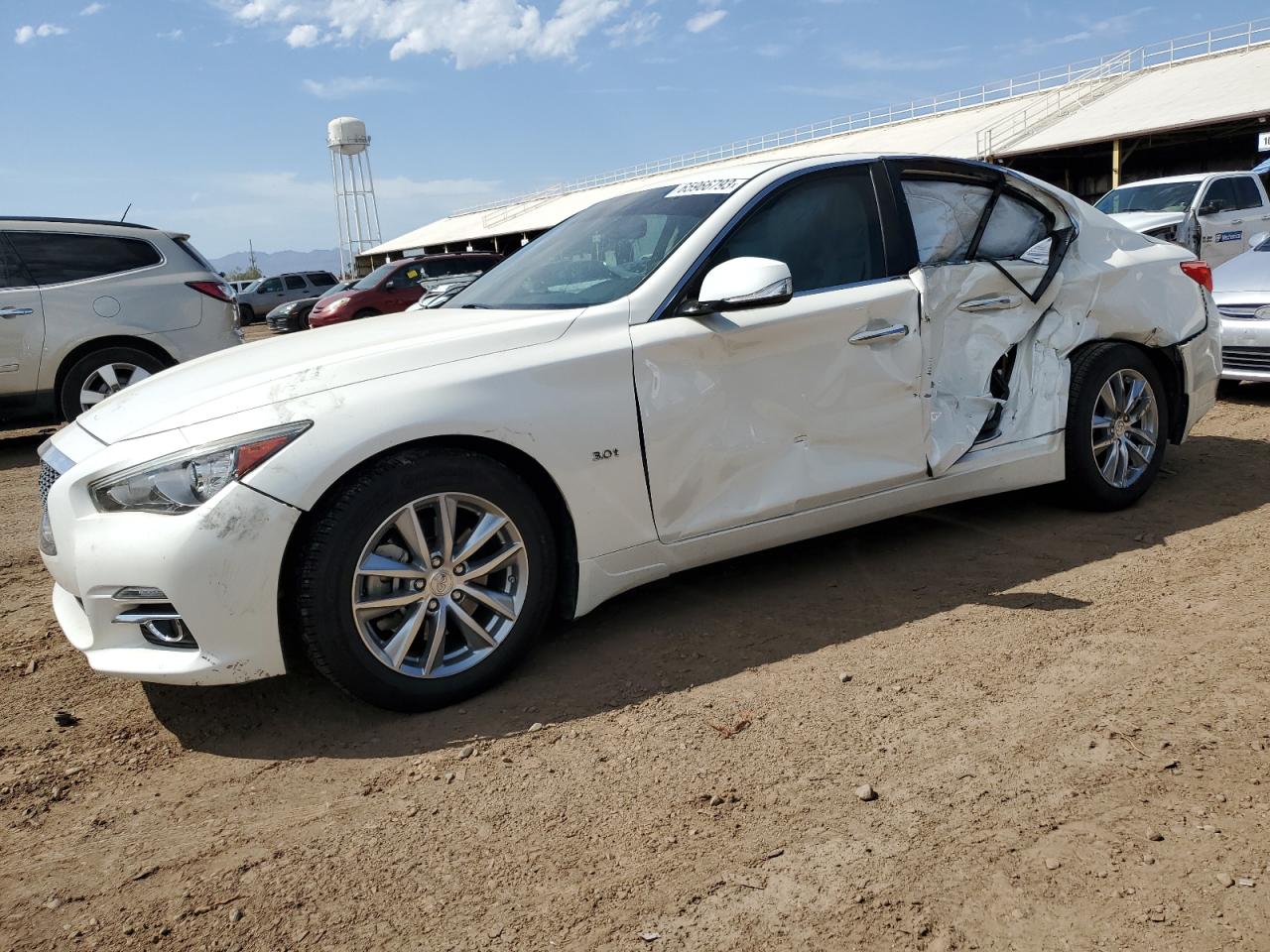 Infiniti Q50 2016