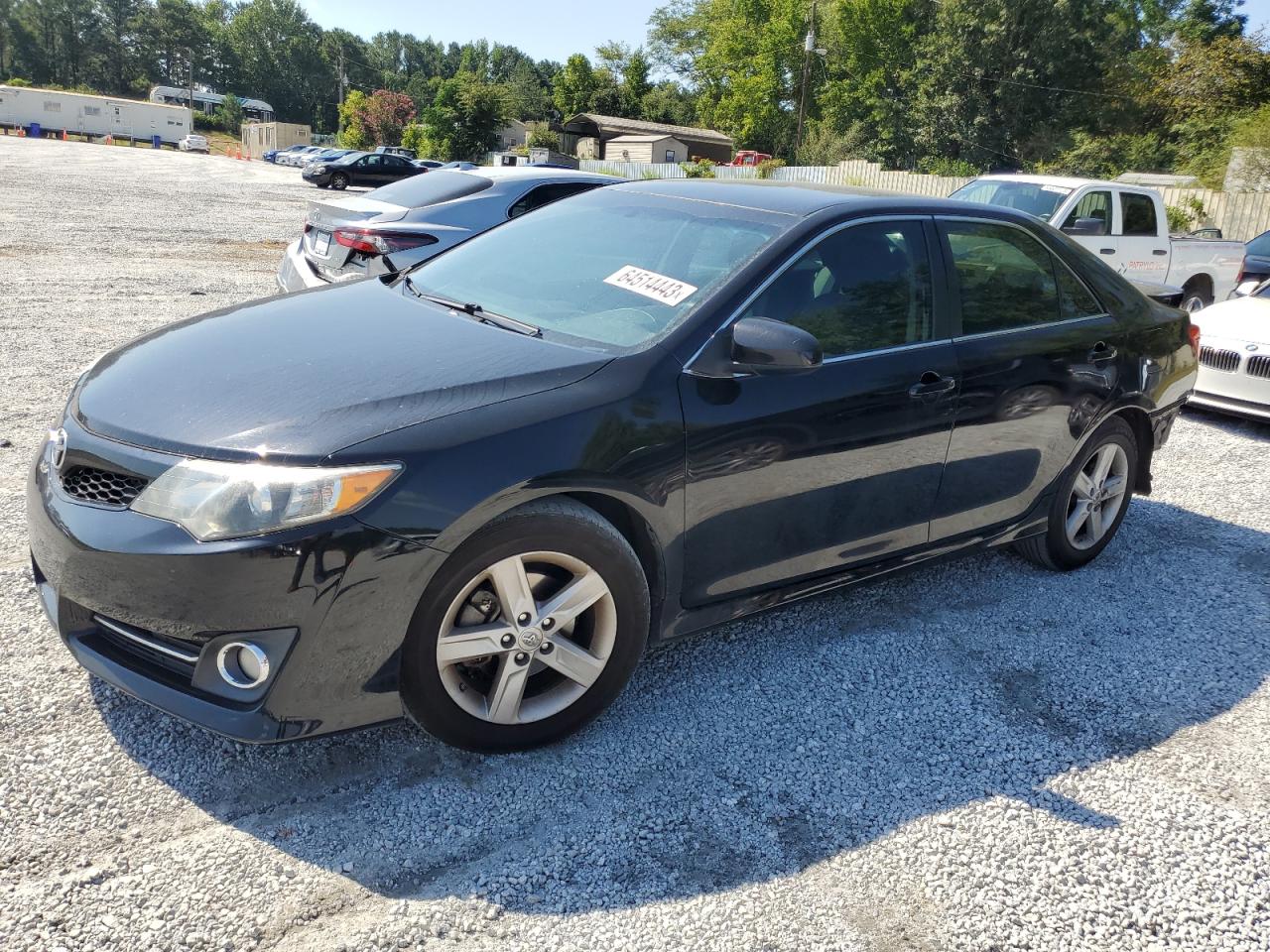 Toyota Camry 2014