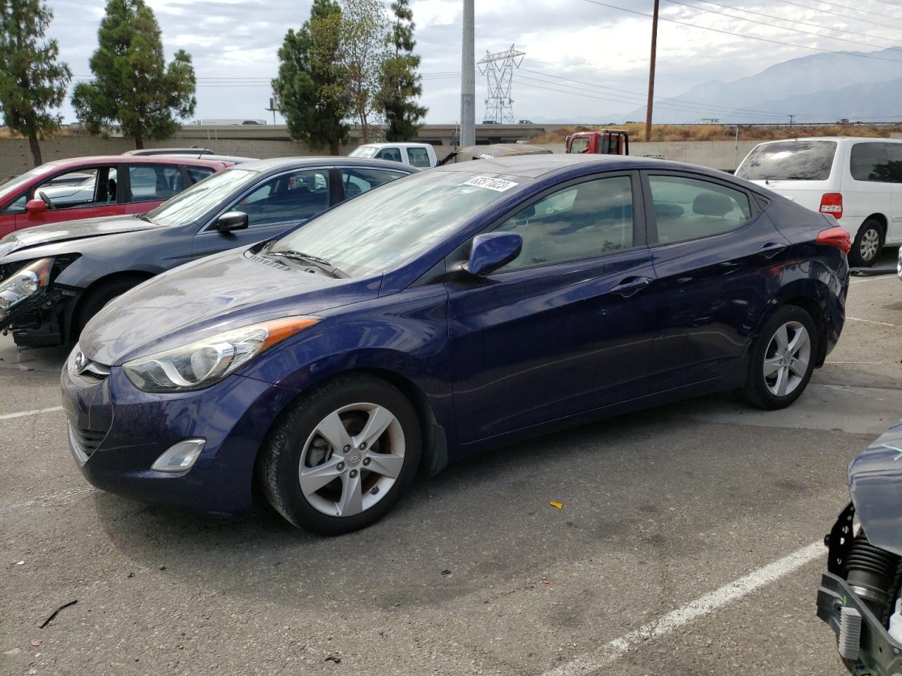 Hyundai Elantra 2013