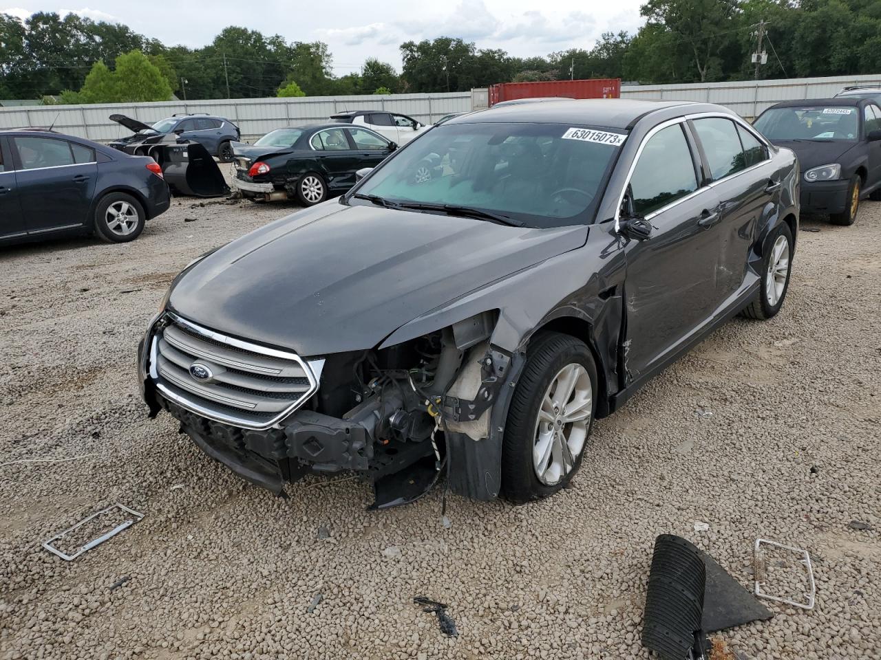 Ford Taurus 2015