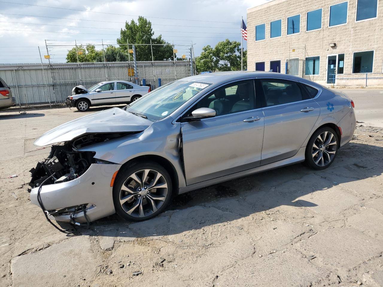 Chrysler 200 2015