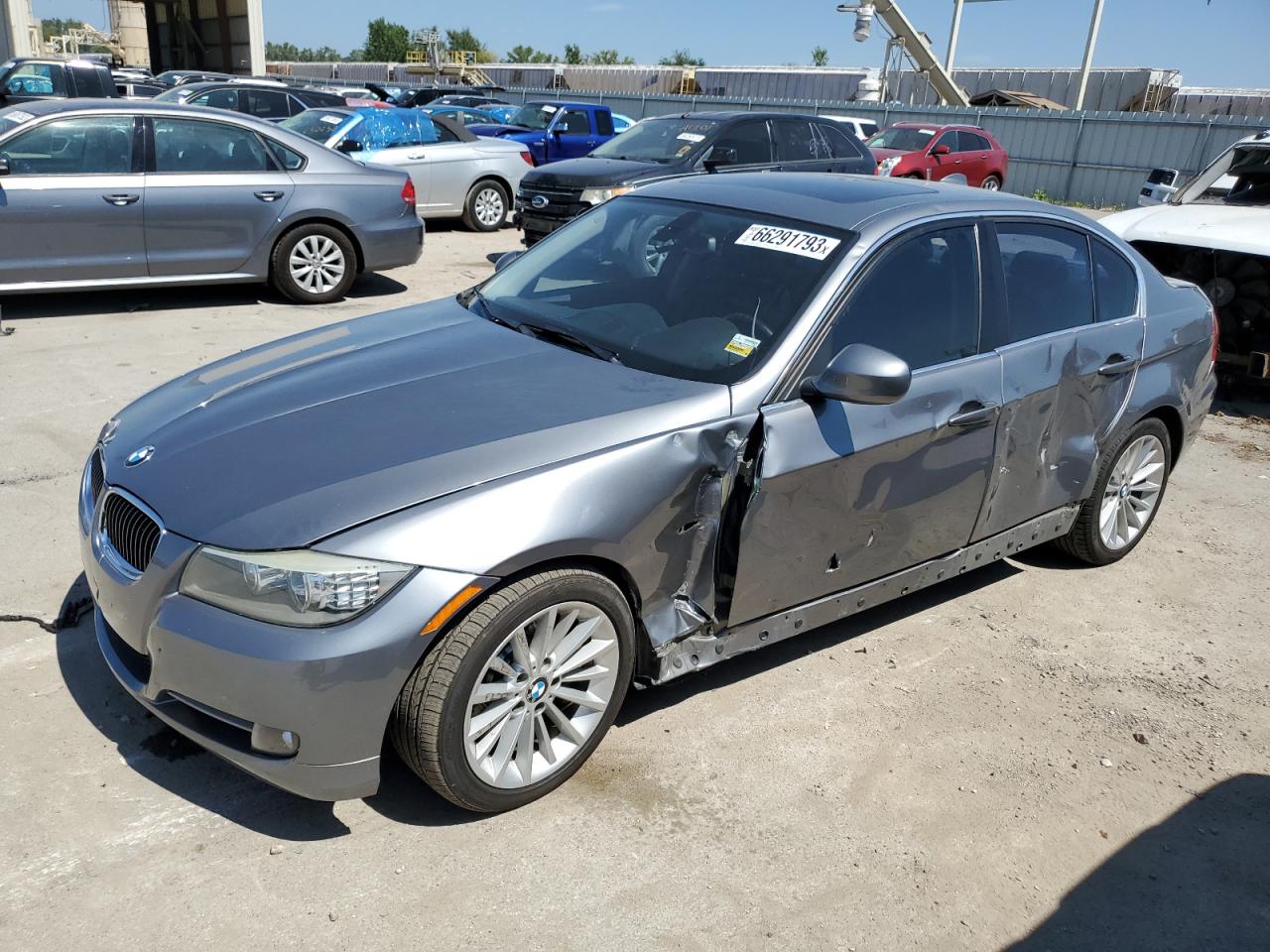 BMW 3 SERIES 2011