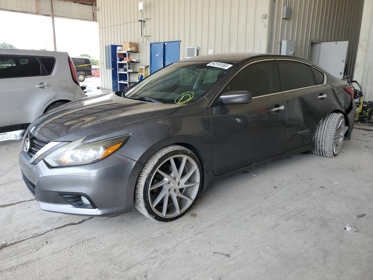 Nissan Altima 2017