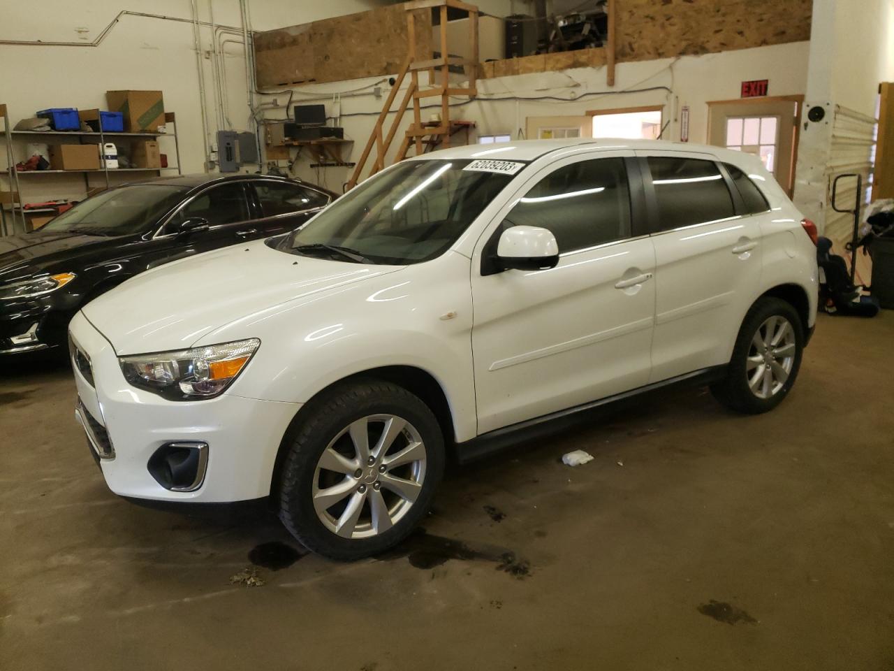Mitsubishi Outlander 2014