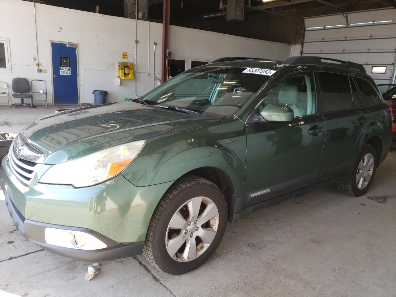 Subaru Outback 2011