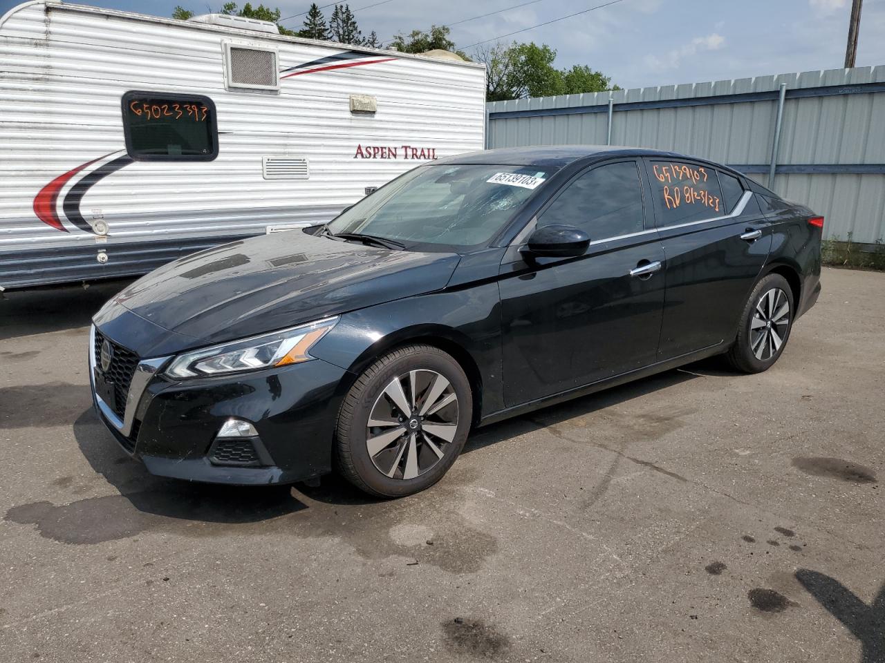 Nissan Altima 2021