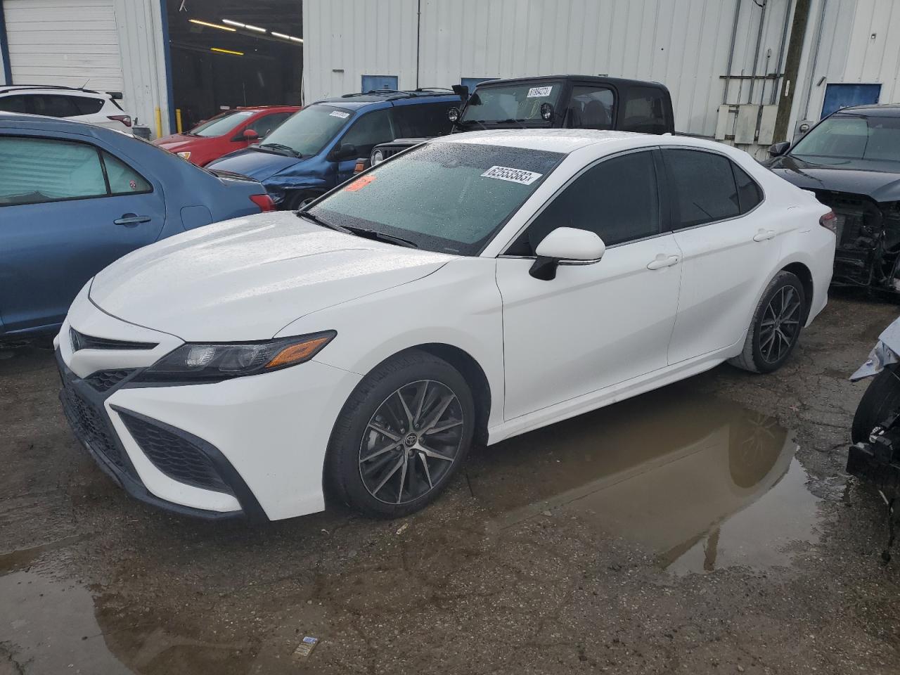 Toyota Camry 2022