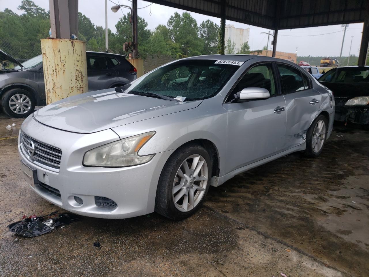 Nissan Maxima 2010