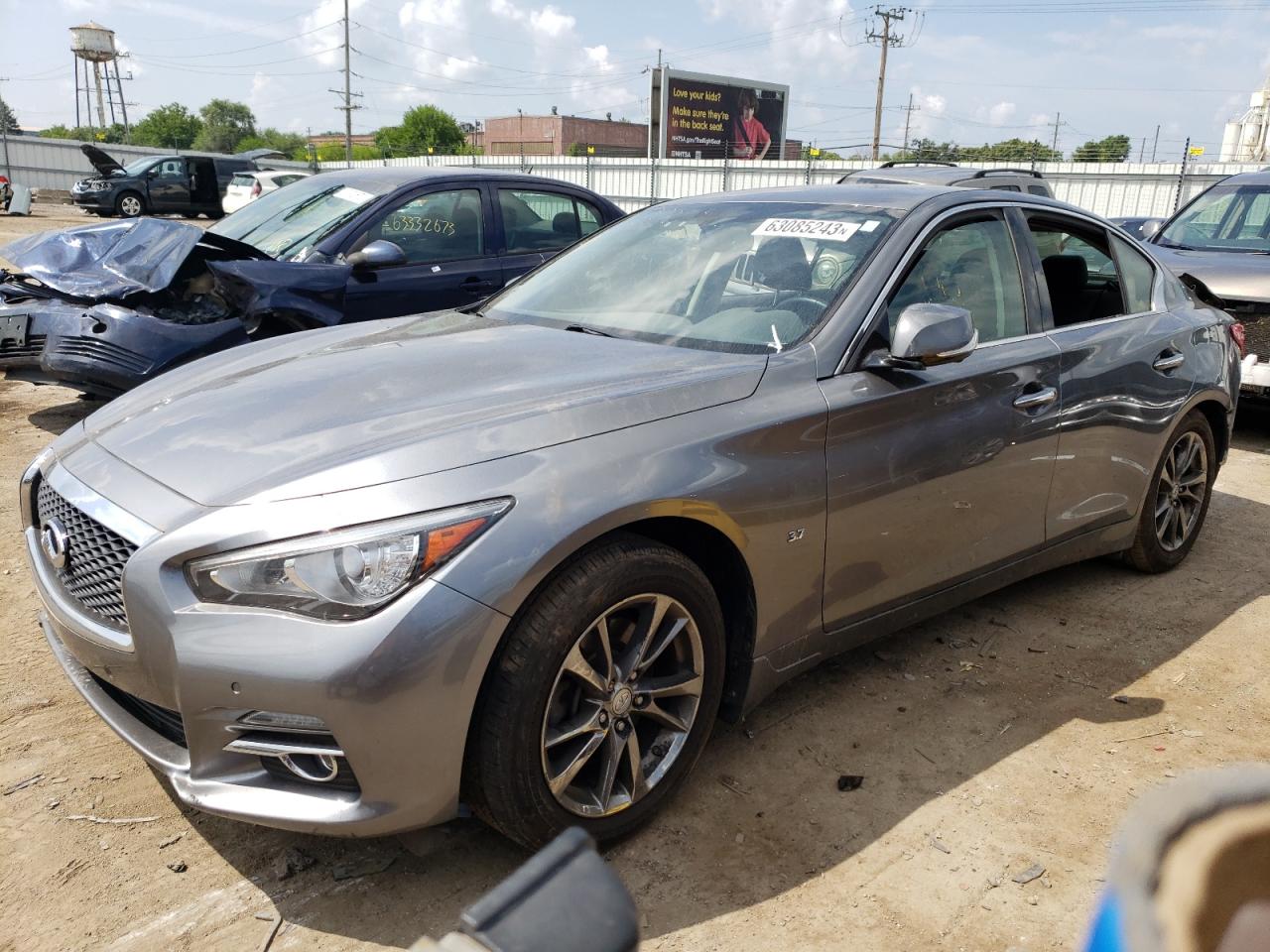 Infiniti Q50 2015