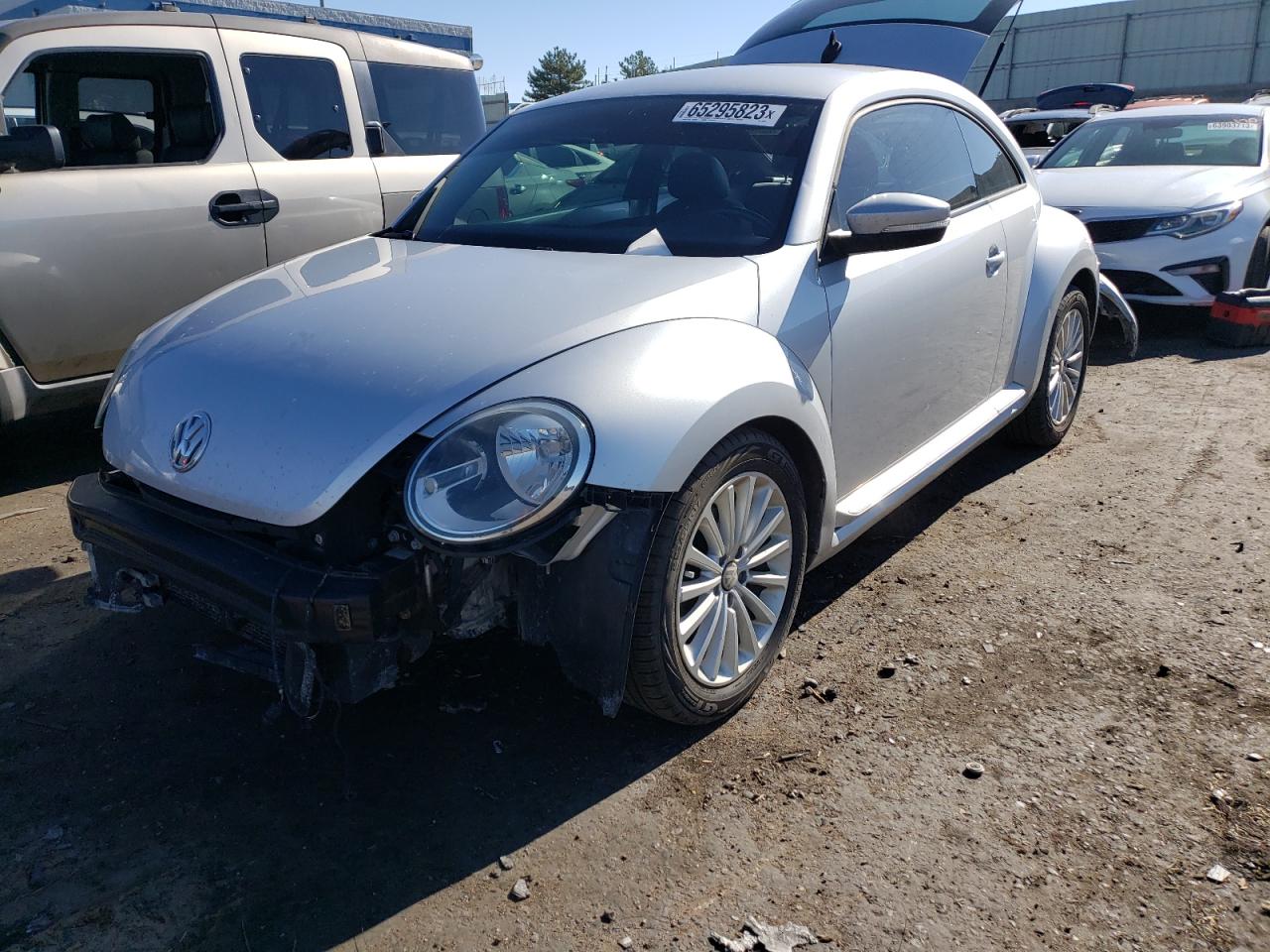 Volkswagen Beetle 2014