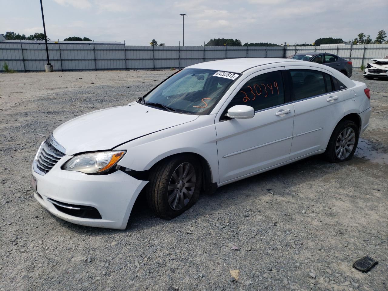Chrysler 200 2013