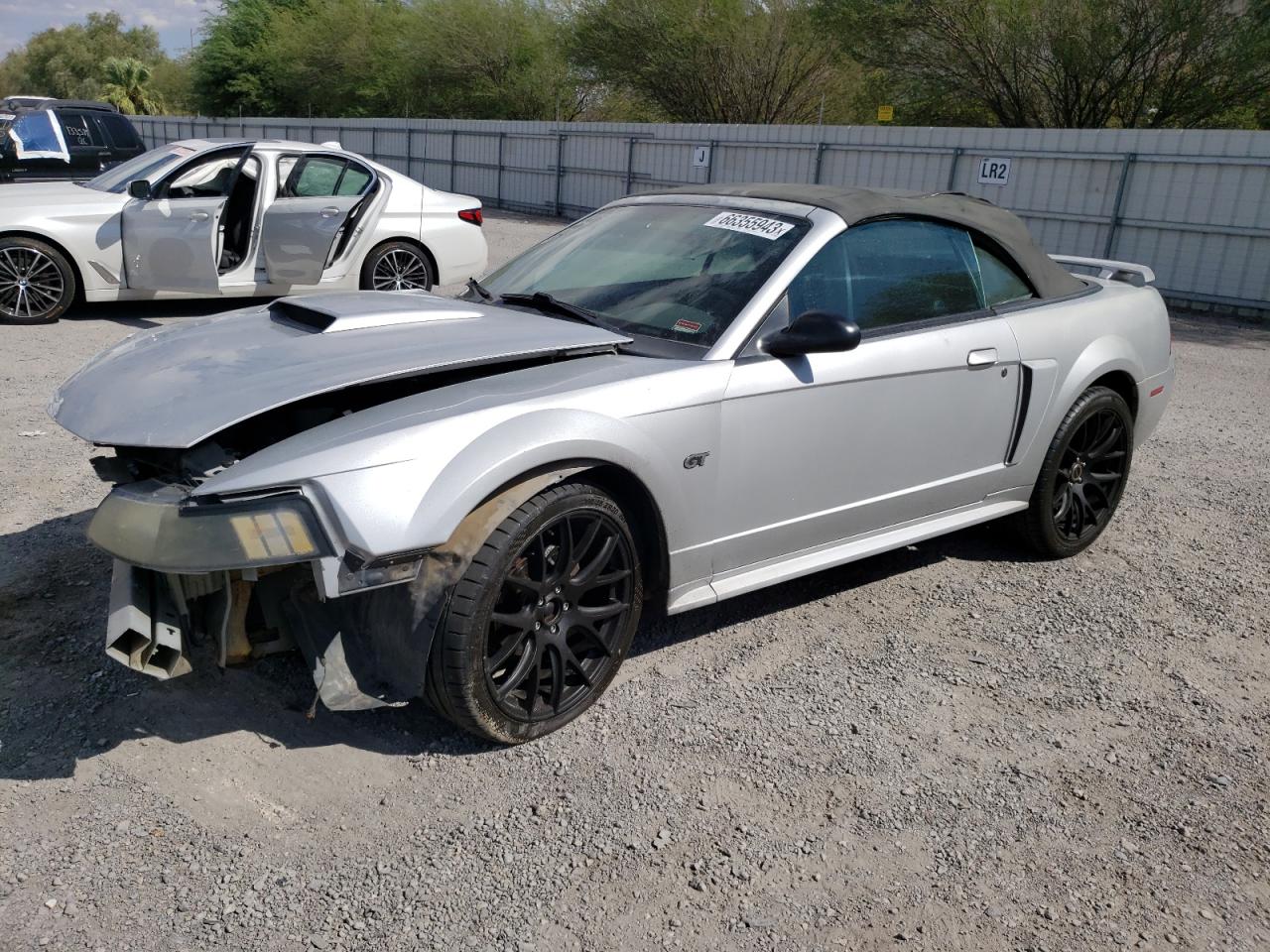 Ford Mustang 2001