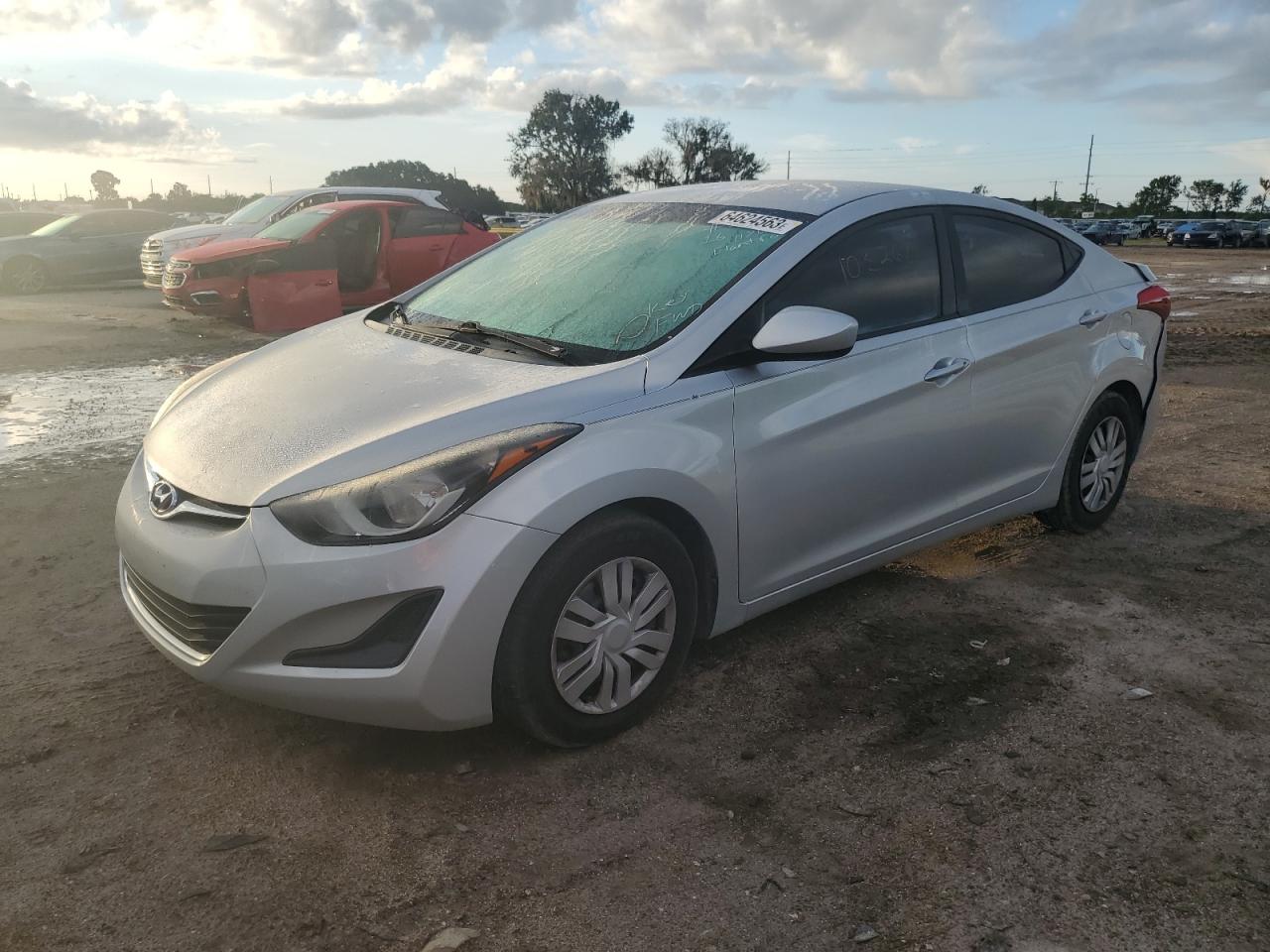 Hyundai Elantra 2016