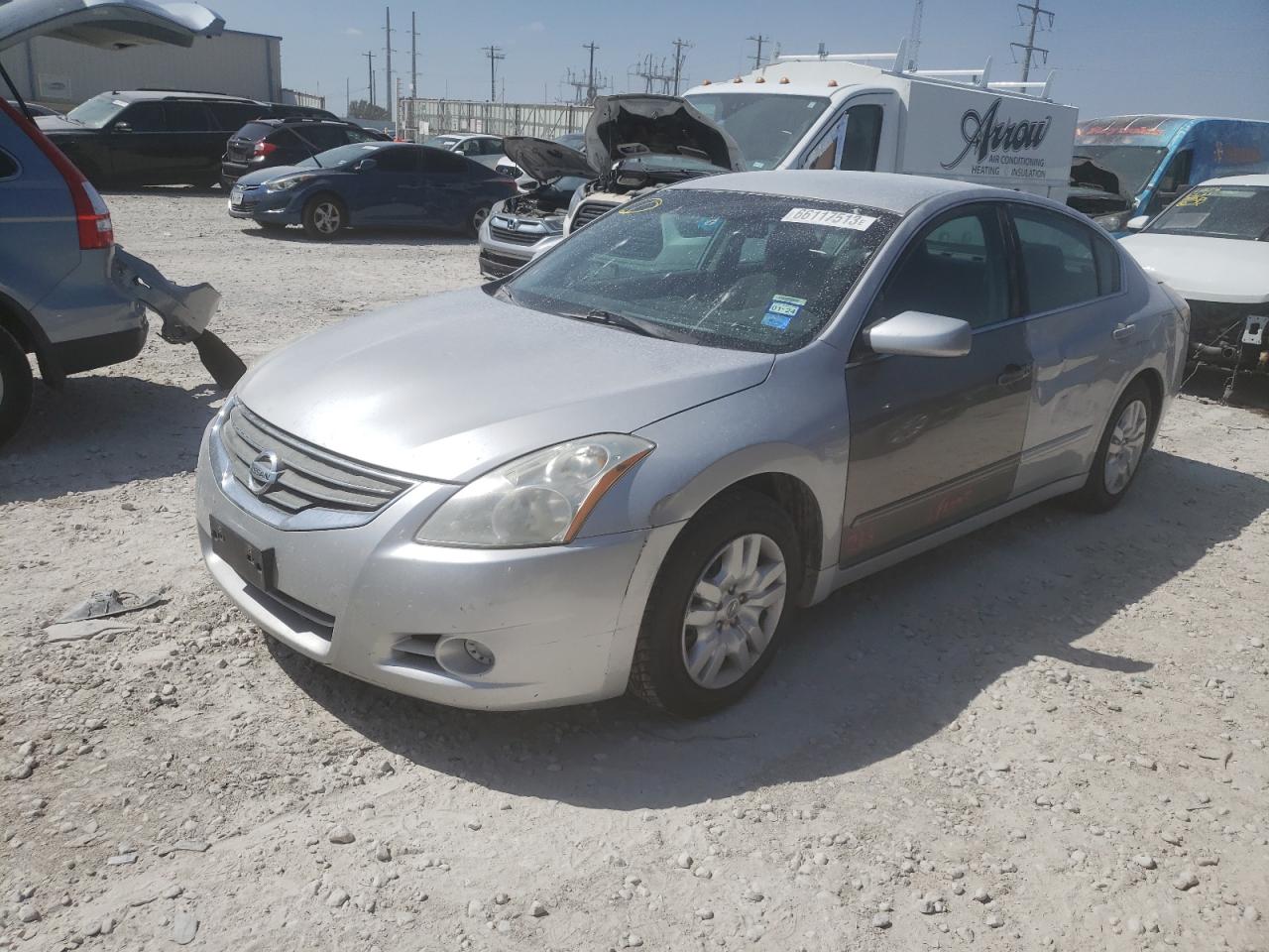 Nissan Altima 2011