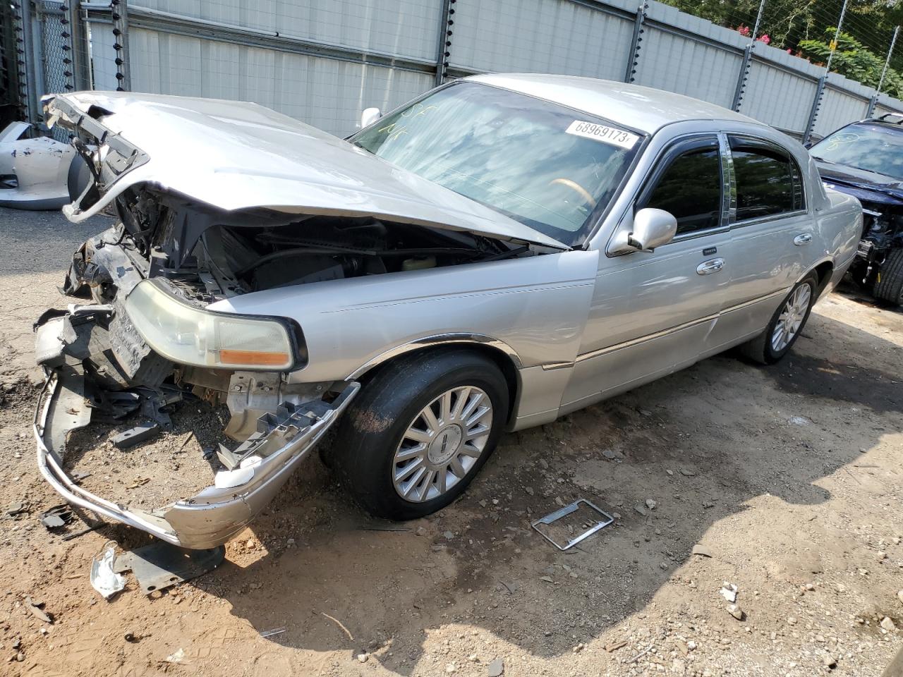 Lincoln Town car 2003