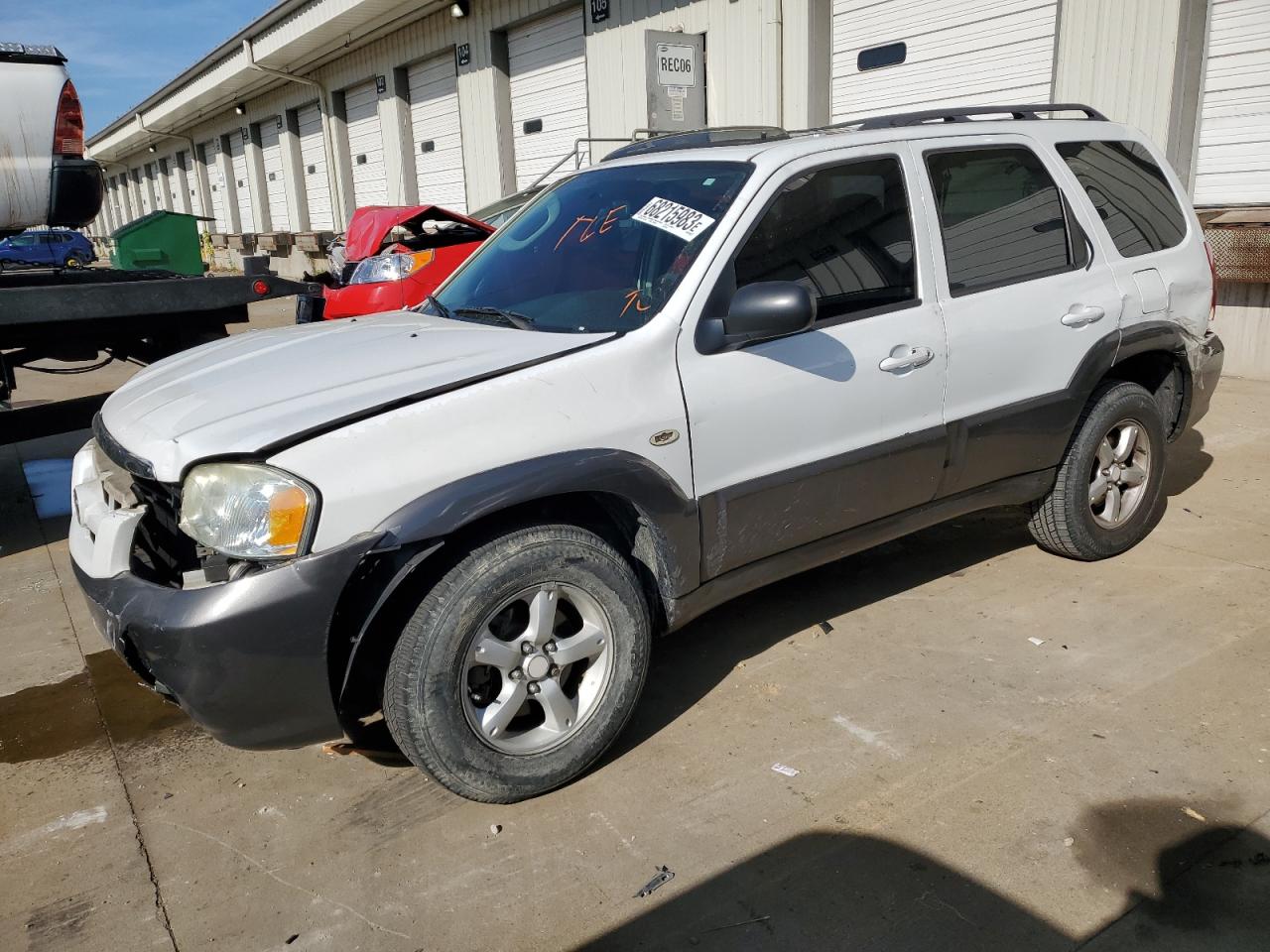 MAZDA TRIBUTE 2005