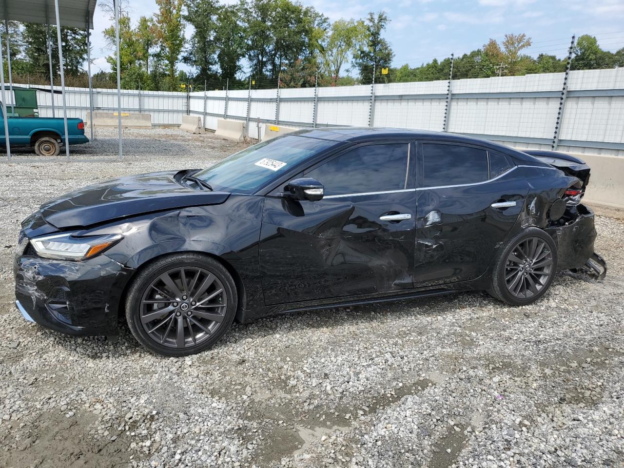 Nissan Maxima 2021