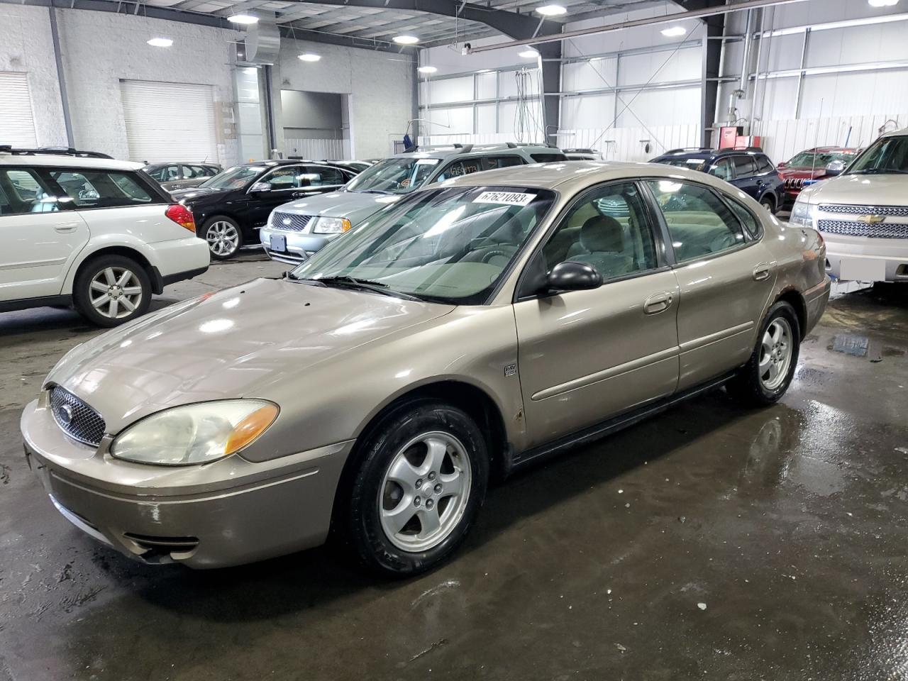 Ford Taurus 2004