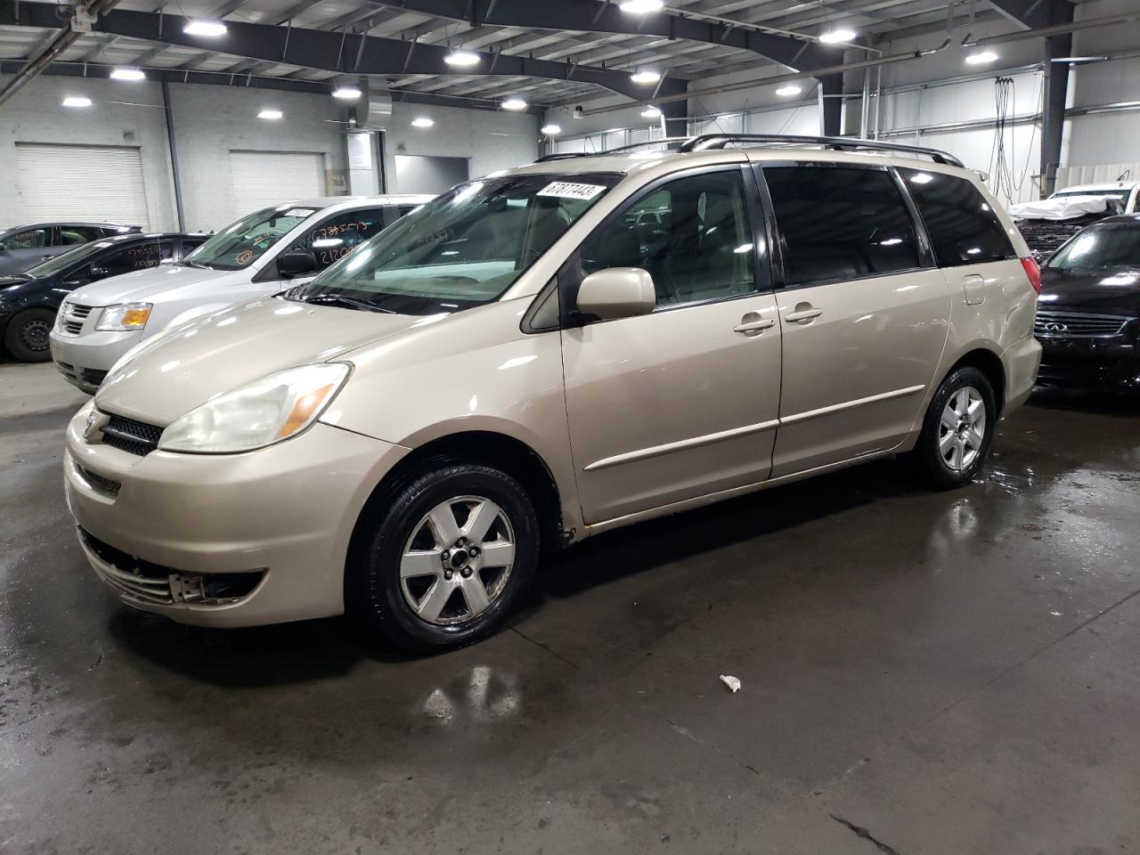 Toyota Sienna 2004