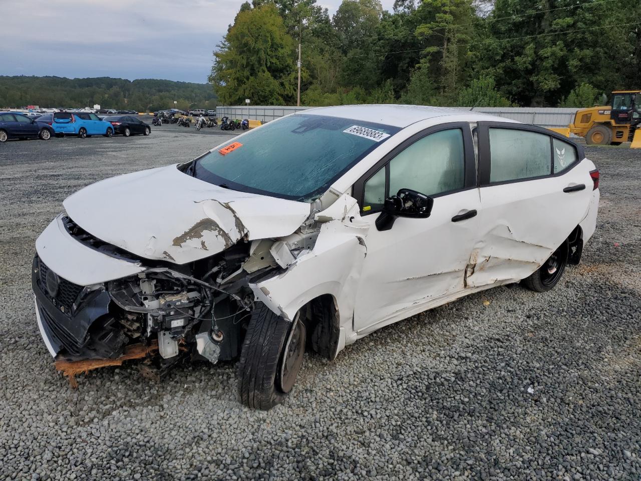 Nissan Versa 2020