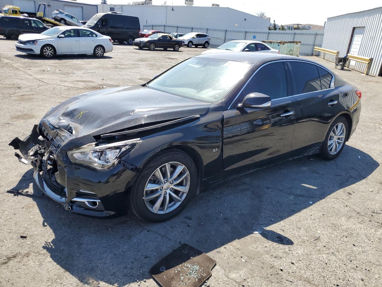 Infiniti Q50 2014