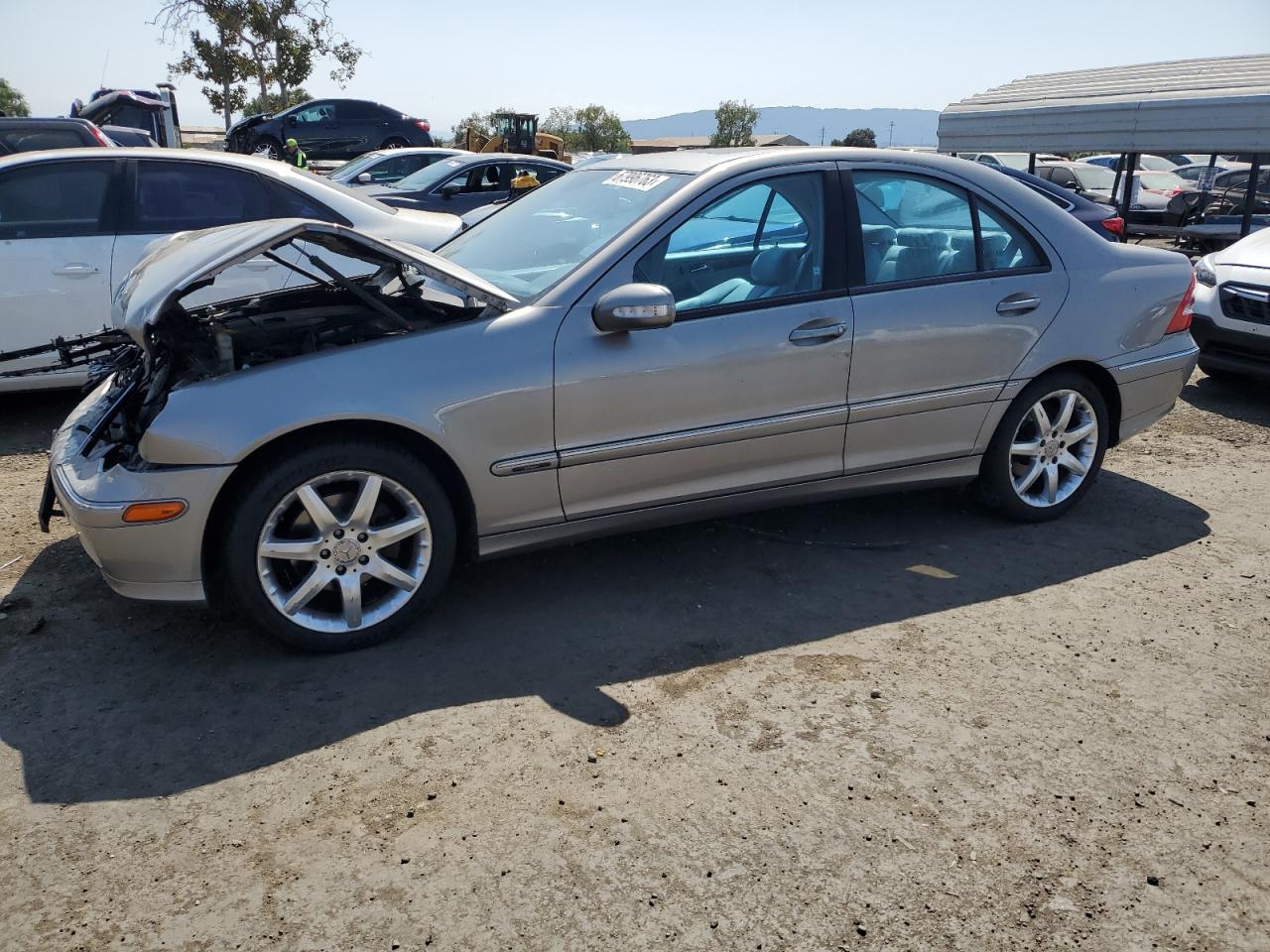 Mercedes-benz C-class 2004