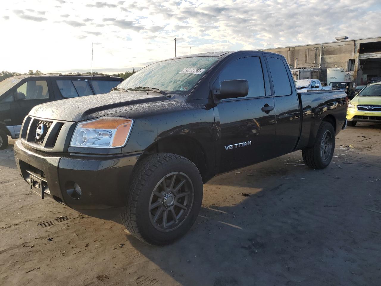 Nissan Titan 2014