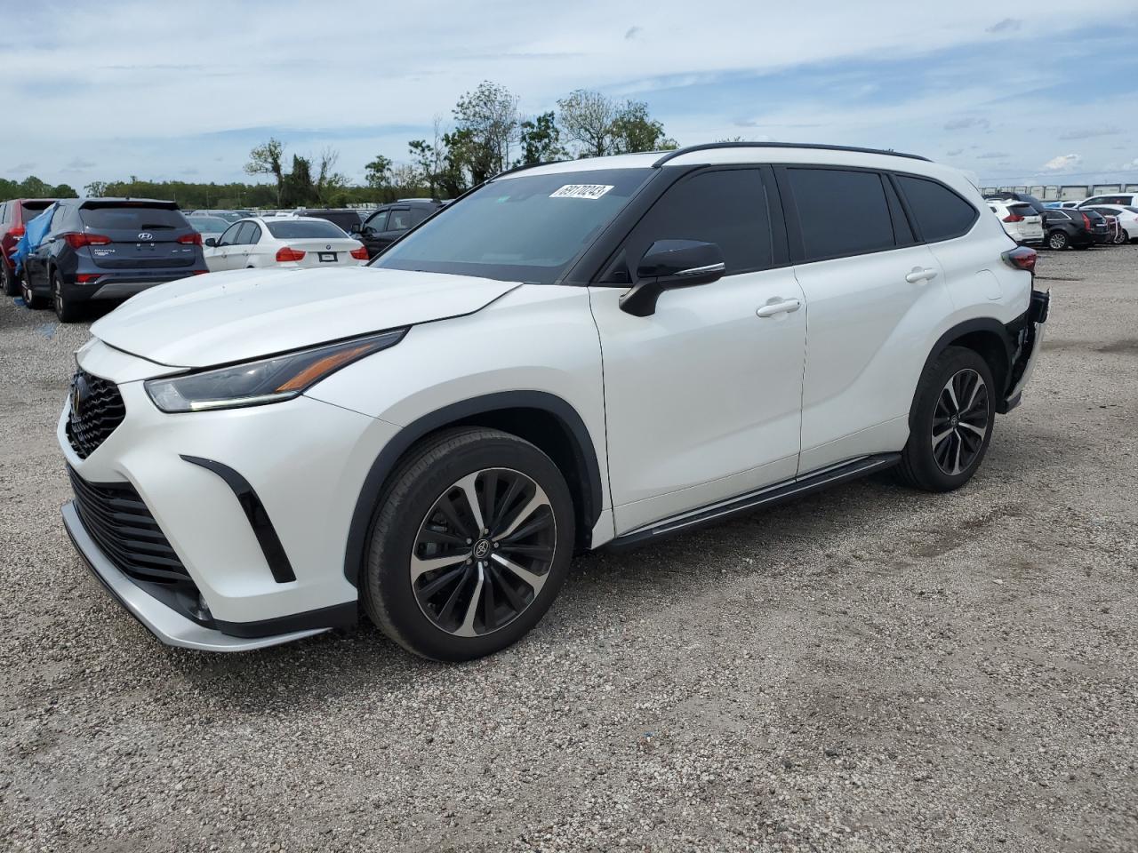 Toyota Highlander 2021