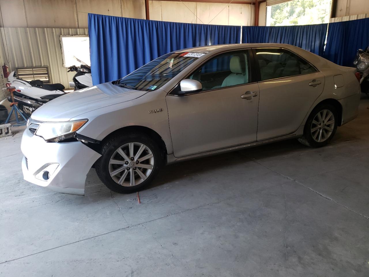 TOYOTA CAMRY HYBR 2013
