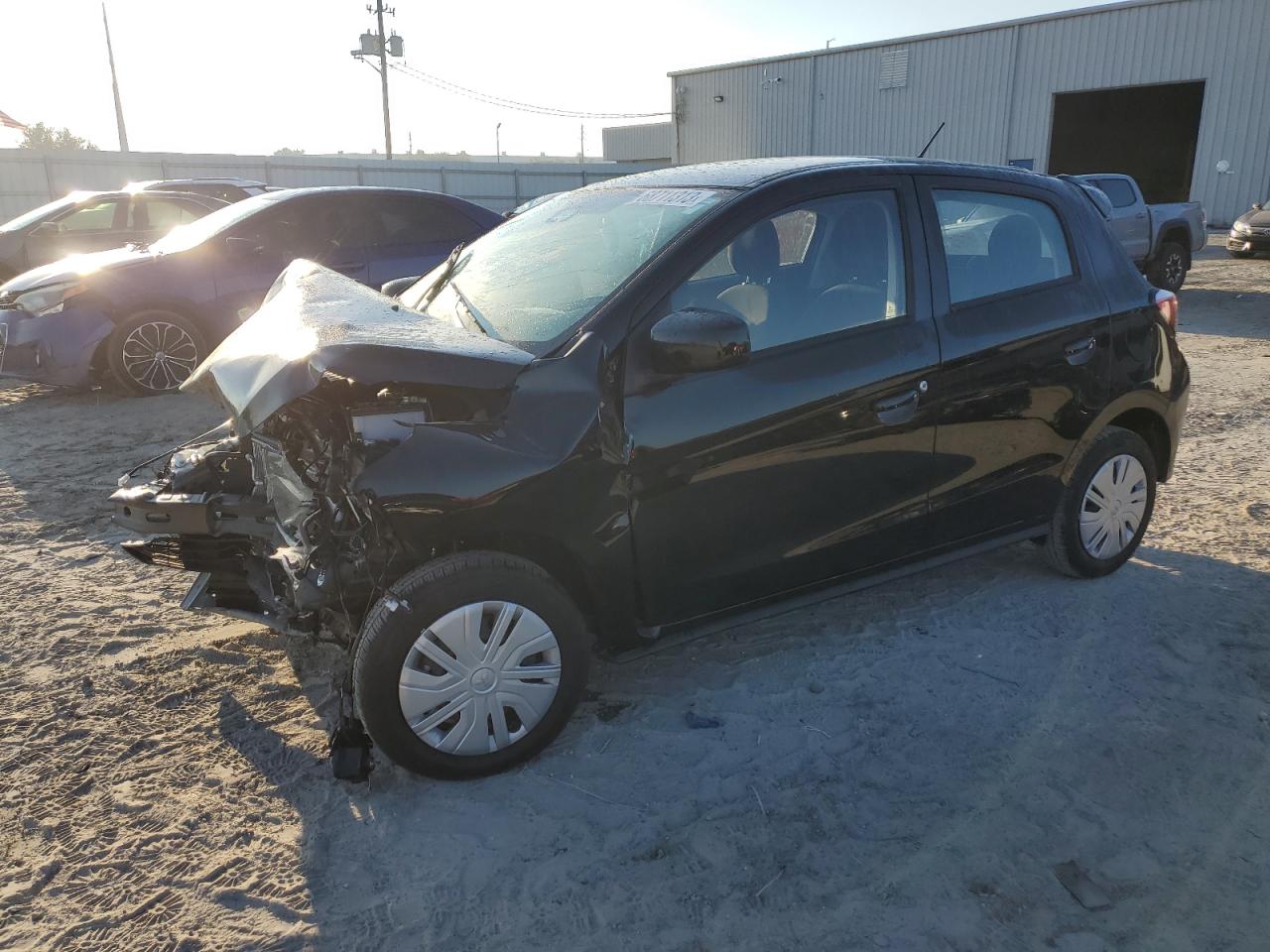 Mitsubishi Mirage 2023