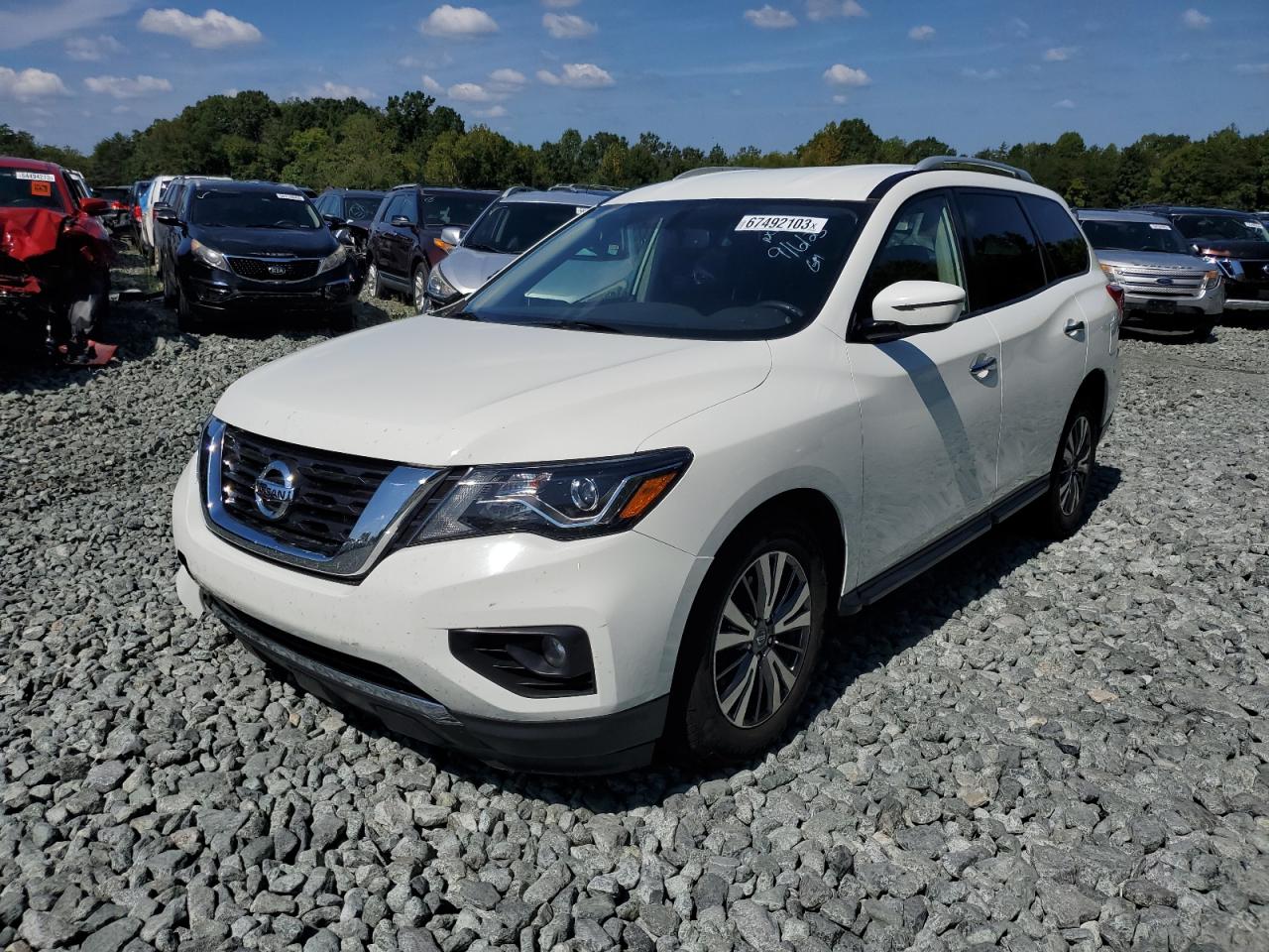 Nissan Pathfinder 2019