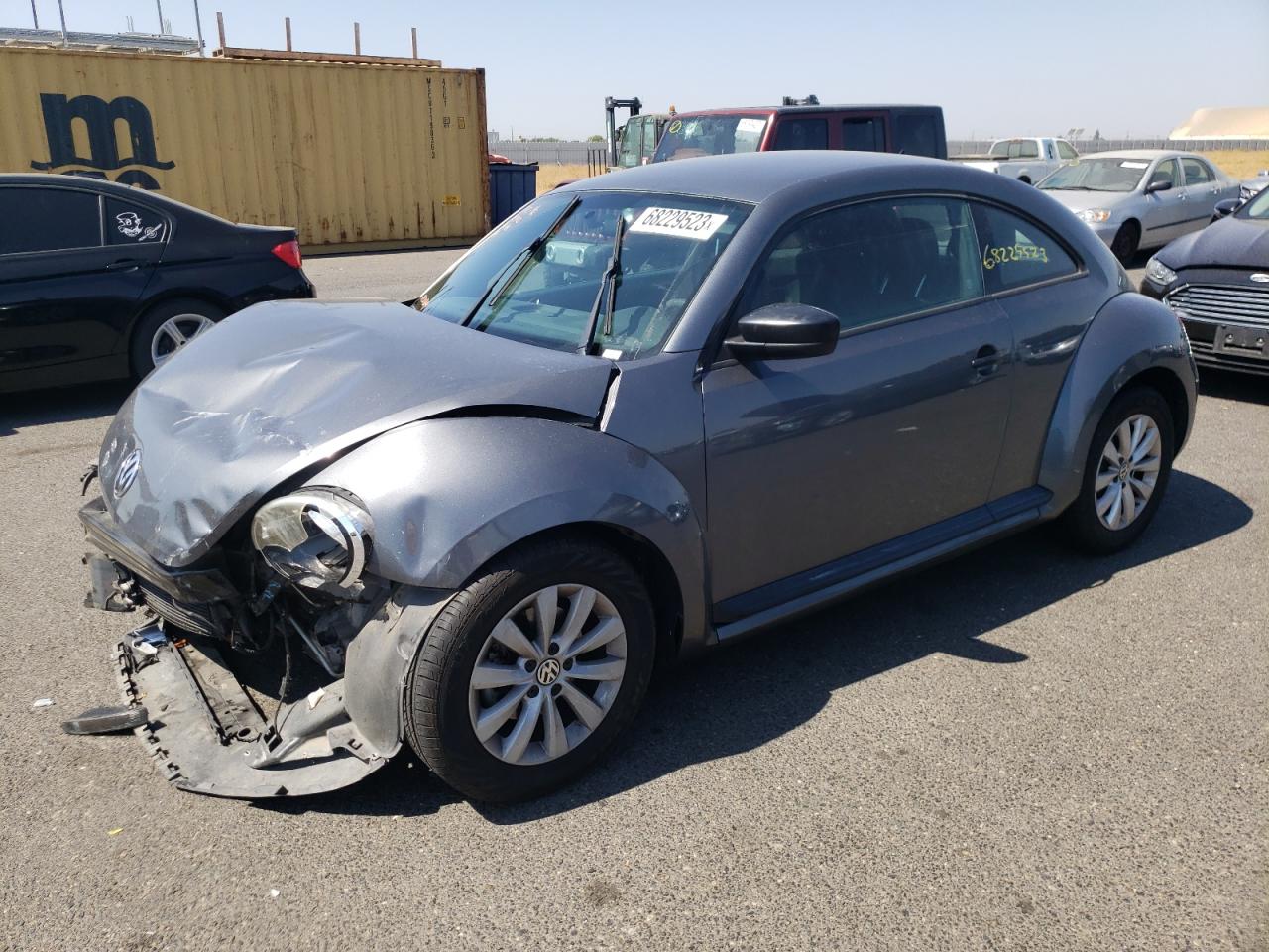 Volkswagen Beetle 2013