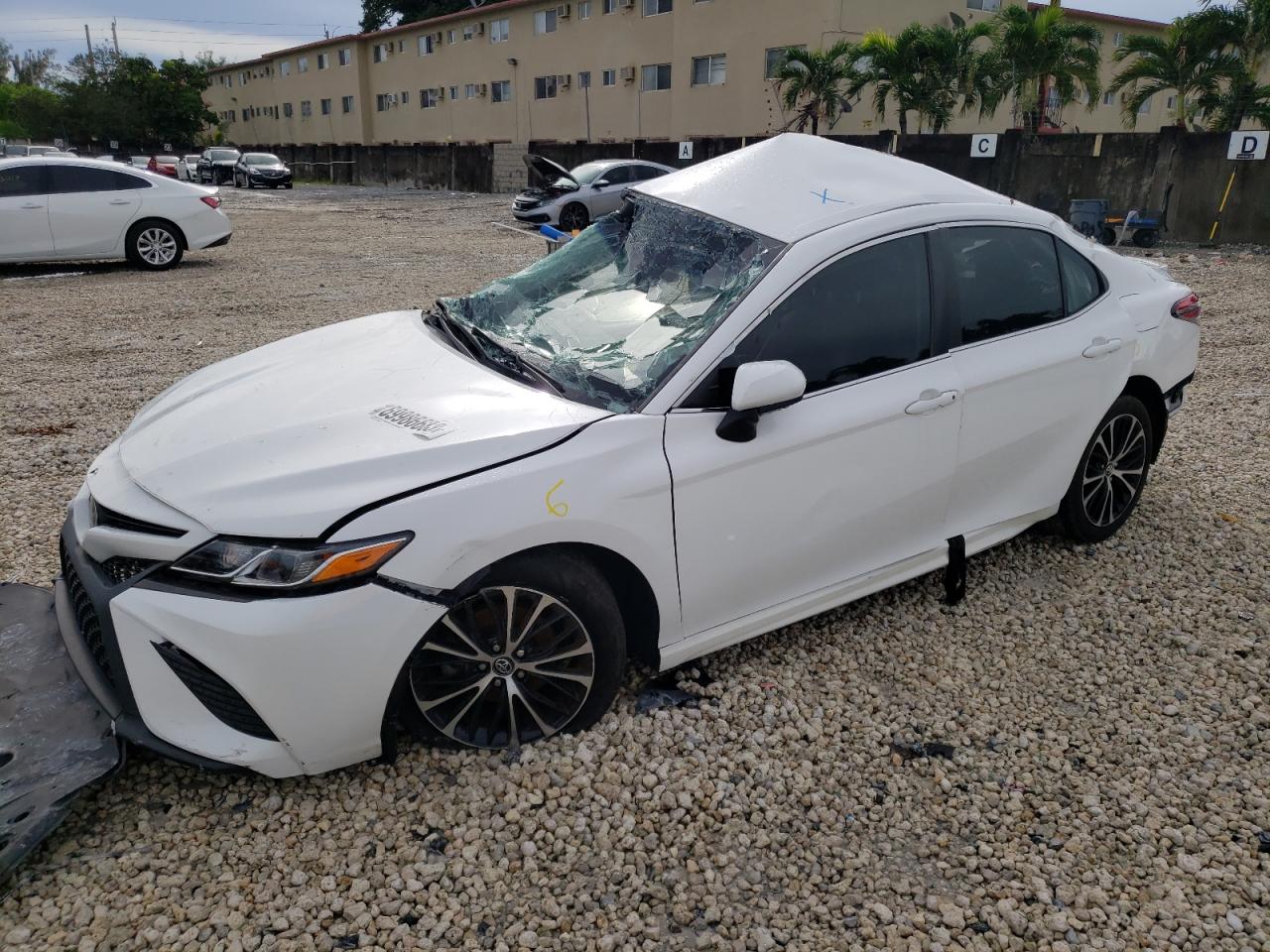 Toyota Camry 2018
