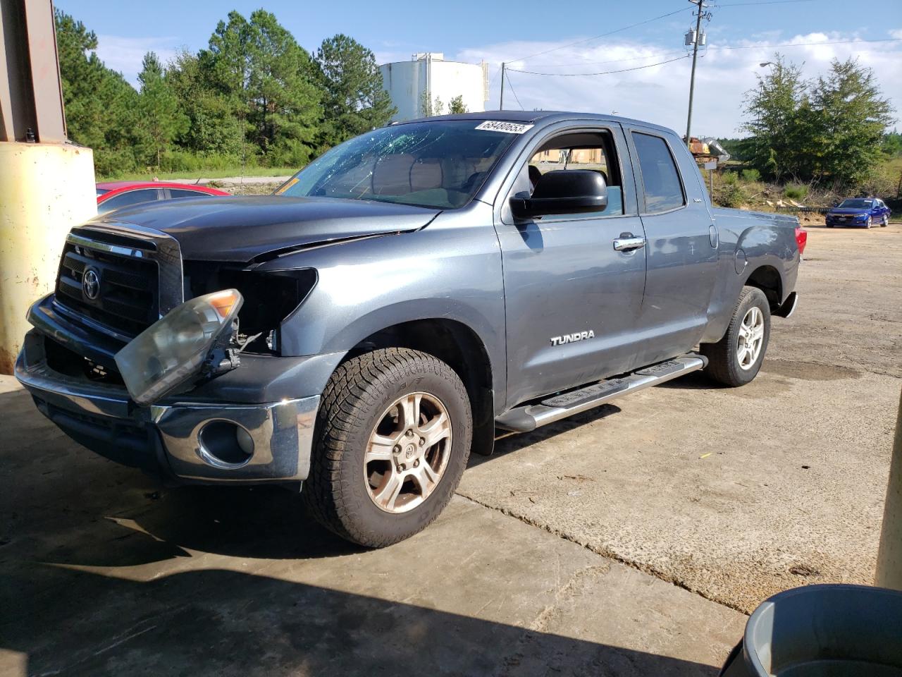 Toyota Tundra 2010