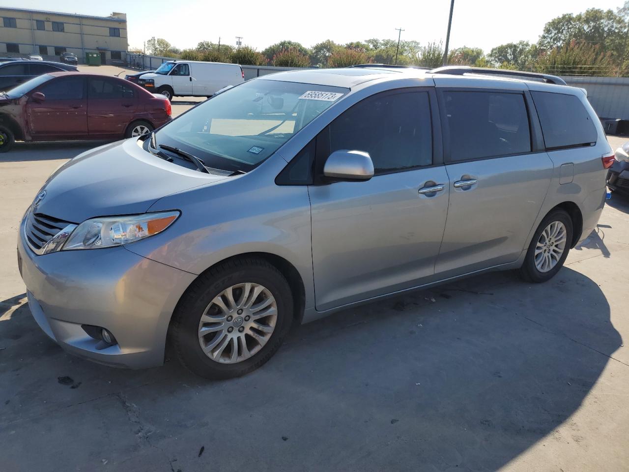Toyota Sienna 2016