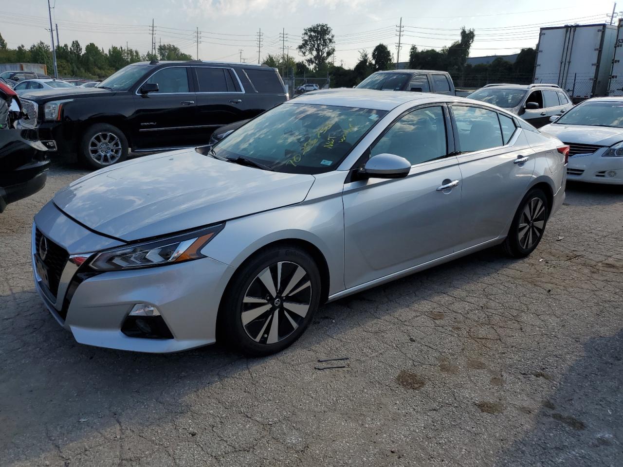 Nissan Altima 2020