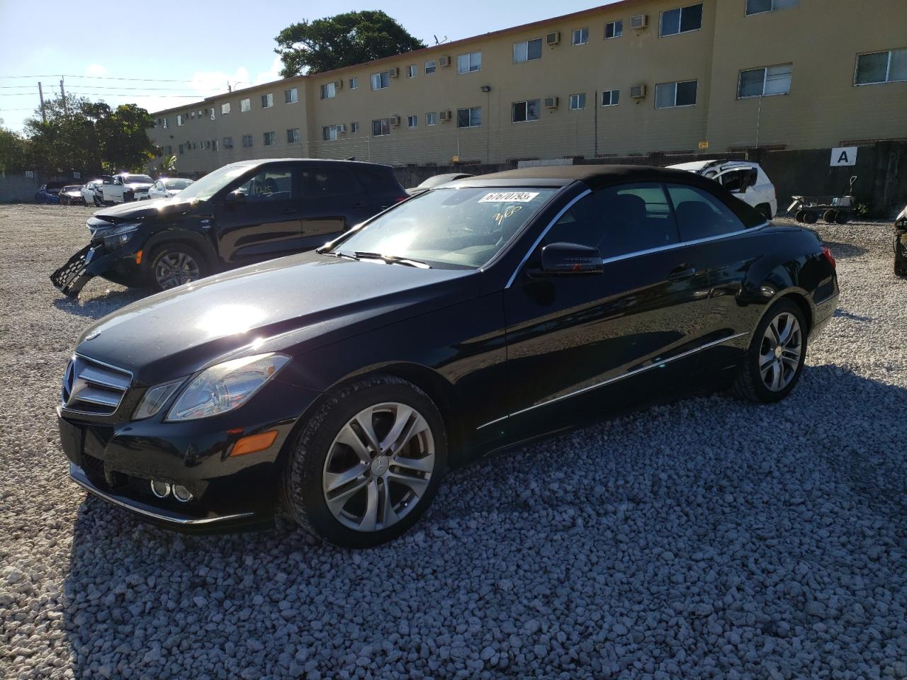 Mercedes-benz E-class 2011