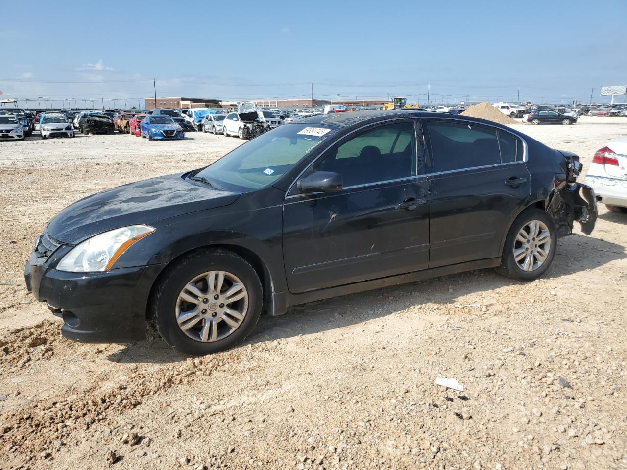 Nissan Altima 2011