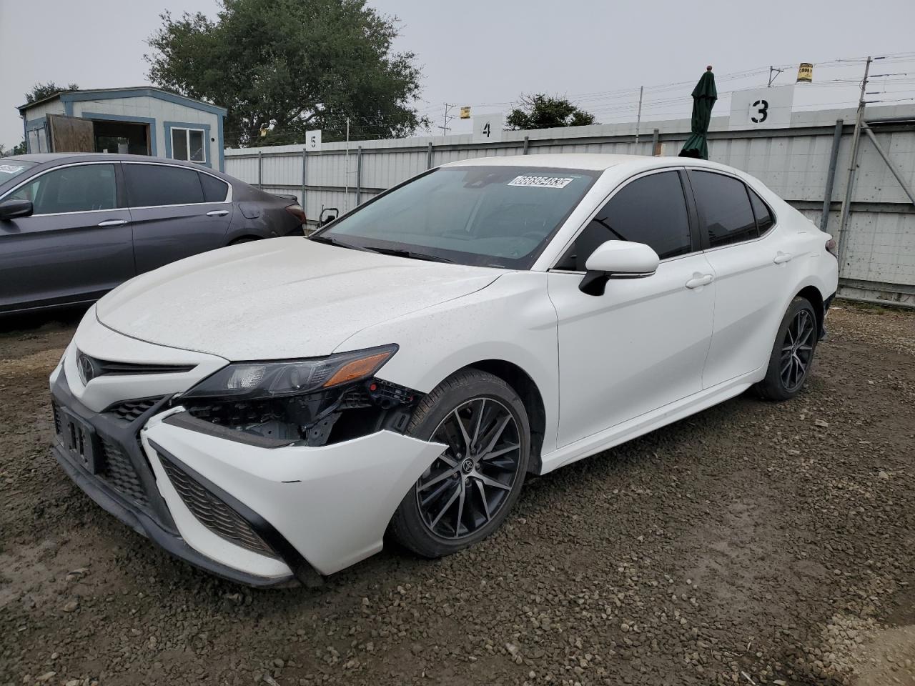 Toyota Camry 2022