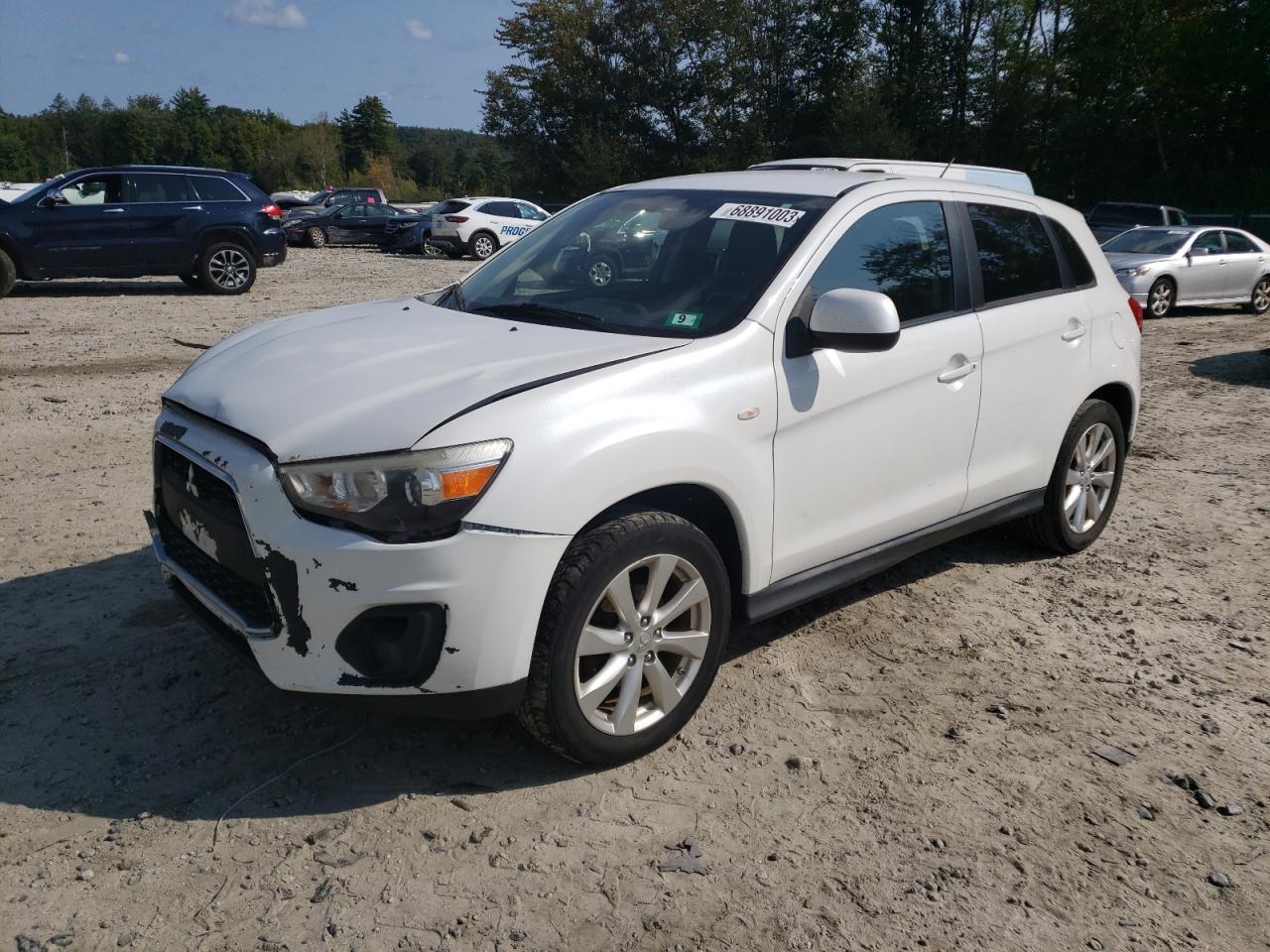 Mitsubishi Outlander 2013