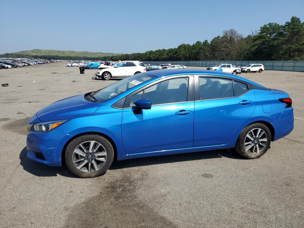 Nissan Versa 2021