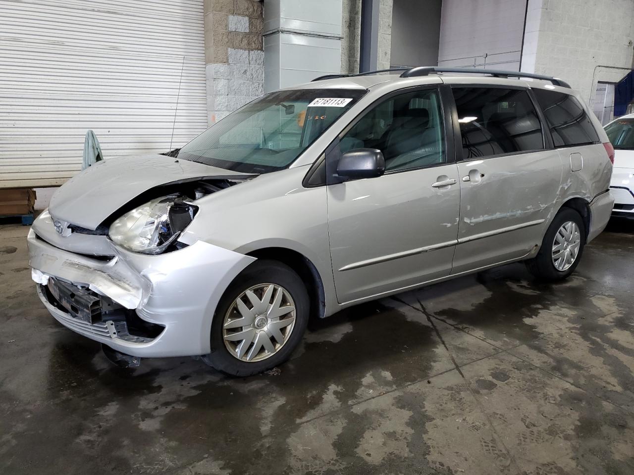 Toyota Sienna 2005